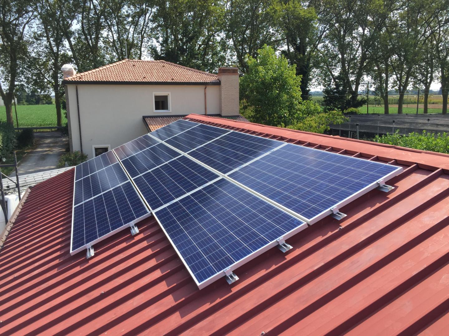 Impianto fotovoltaico da 7,4 kWp a Ferrara