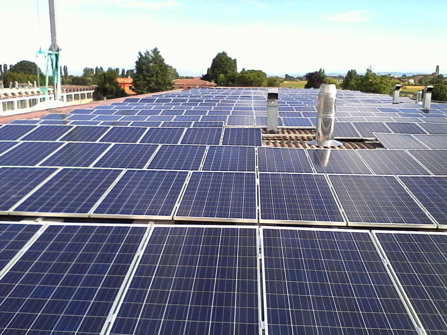 Impianto fotovoltaico da 74,8 kWp a Megliadino San Fidenzio padova